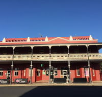 Tumut Star Hotel - Suburb Australia