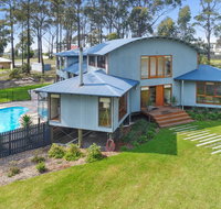 Tura Tree House - Suburb Australia