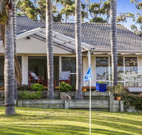 Tura Beach Golf Stays - Suburb Australia
