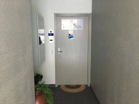 U1 Brunswick Living Brand New Apartment Close To Airport And CBD - Suburb Australia 1