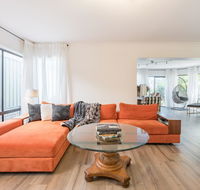 ULTRA SPACIOUS STYLISH HOME IN PRESTONS - SYDNEY - Suburb Australia