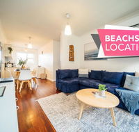 Urban Beach Shack-Metres from the Beach  Cafes - Suburb Australia