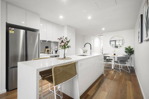 Urban Rest - Founders Lane - Suburb Australia 0