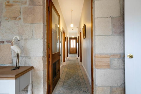 Victoria Cottage - Suburb Australia 3