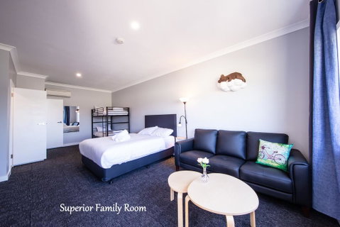 Vikas - Suburb Australia 0