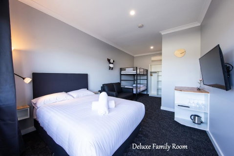 Vikas - Suburb Australia 1