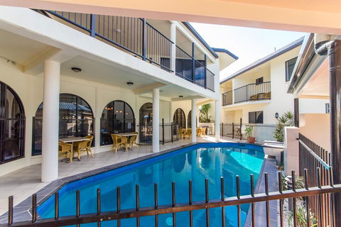 Villa Capri Motel - Suburb Australia 1