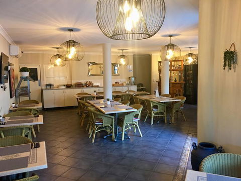 Villa Capri Motel - Suburb Australia 2