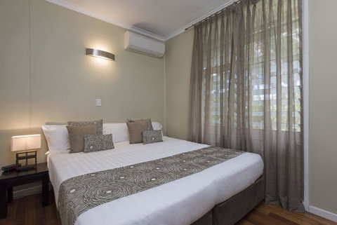 Villa Frangipani - Suburb Australia 3