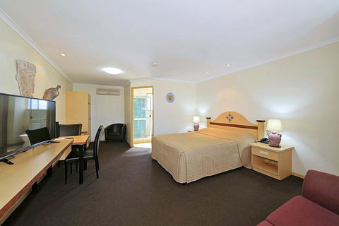 Villa Mirasol Motor Inn - Suburb Australia 2