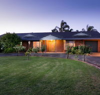 Vineyard Retreat Mildura - Suburb Australia