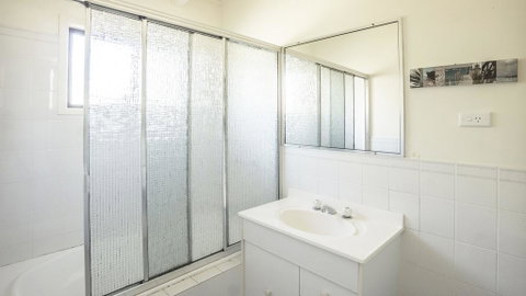 Wallder Cottage - Suburb Australia 2