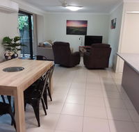 Waratah and Wattle Apartments - Suburb Australia