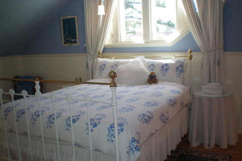 Water Bay Villa Bed & Breakfast - Suburb Australia 2