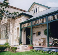 Water Bay Villa Bed Breakfast - Suburb Australia