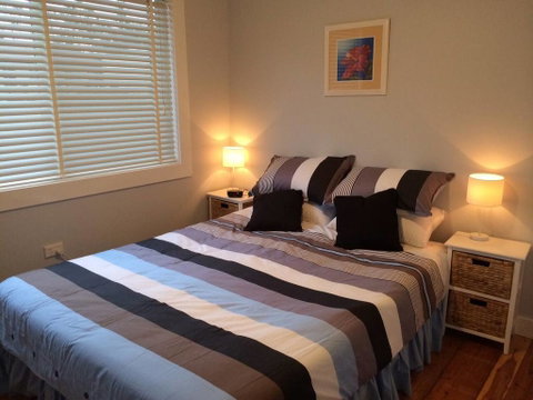 Watts @ Callala Beach-Pet Friendly - Suburb Australia 2