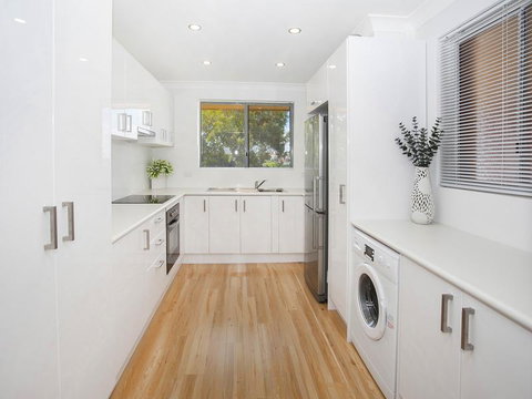 Waves Appartment - Suburb Australia 1