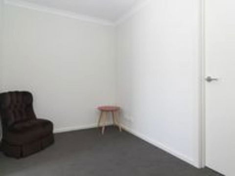 West Croydon Condo - Suburb Australia 3