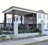 Western Downs Motor Inn - Suburb Australia