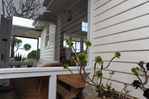 White Shell Cottage - Suburb Australia 3