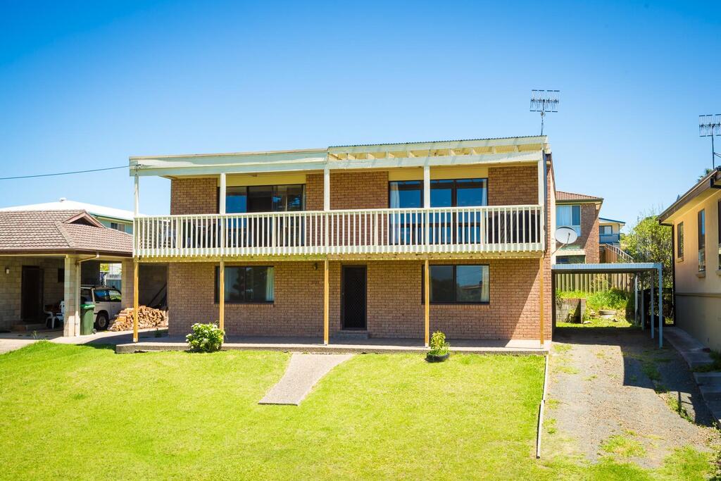 Accommodation Dalmeny NSW Suburb Australia