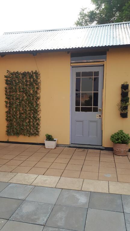 Willowgate Hall Luxury Hosted B&B - Suburb Australia 1