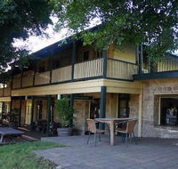 Wisemans Inn - Suburb Australia