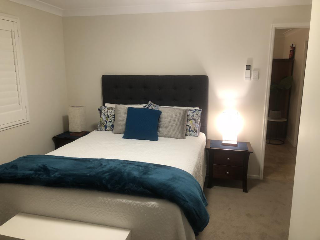 Villeneuve QLD Suburb Australia