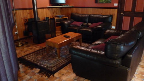 Wrenwood Chalets - Suburb Australia 2