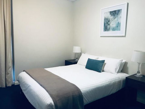 Wyndel Apartments - Shelley - Suburb Australia 2