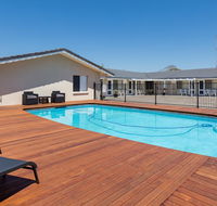Wynnum Anchor Motel - Suburb Australia