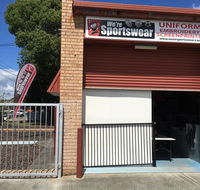 Were Sportswear School  College Wear - Suburb Australia