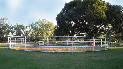 Townsville Agistment - Suburb Australia 3