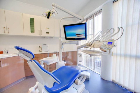 TL Dental - Suburb Australia 1