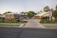 Emerald Maraboon Motor Inn