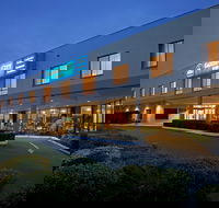 Garden City Hotel Best Western Signature Collection - Suburb Australia