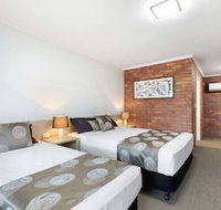 Blue Shades Motel - Suburb Australia