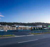 Beachfront At Bicheno - Suburb Australia