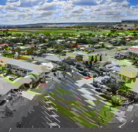 Coachman's Inn Warwick - Suburb Australia
