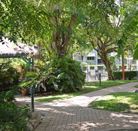 Cairns Beach Resort - Suburb Australia