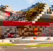 Edinburgh Motor Inn - Suburb Australia