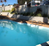 Sunseeker Motor Inn - Suburb Australia