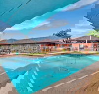 Bushmans Motor Inn - Suburb Australia