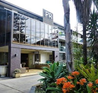 Park Ridge Retreat - Suburb Australia