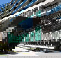 Avenue Hotel Canberra - Suburb Australia
