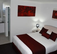 Alabaster Motor Inn Taree - Suburb Australia