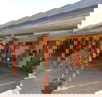 Motel Oasis - Suburb Australia