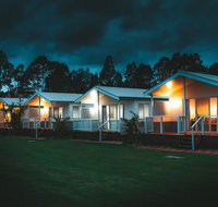 Clyde View Holiday Park - Suburb Australia