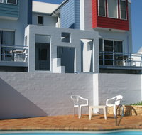 Bluedock Apartments - Suburb Australia
