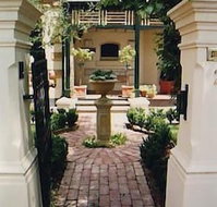 Water Bay Villa Bed and Breakfast - Suburb Australia